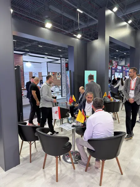 SIGN İstanbul fuarında LED Grafik standından görüntü 8